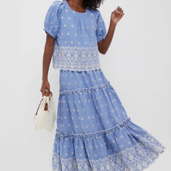 Tuckernuck Chambray Embroidered Fontalia Set - Picture 1 of 10